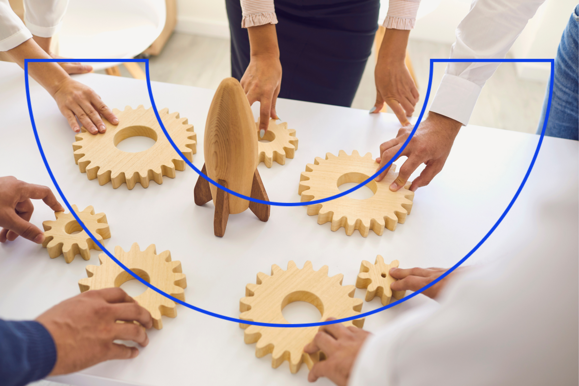 What are the main differences between B2C and B2B sales?