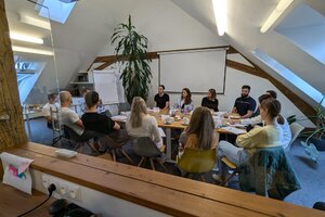 How to Support Innovation in Companies: Key Insights from the Discussion on CX/UX Innovations