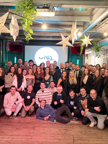 Keep moving. Don’t panic.