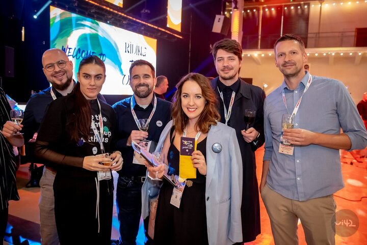 Marketing Rulezz surfed on the waves of digital changes with yellow socks.